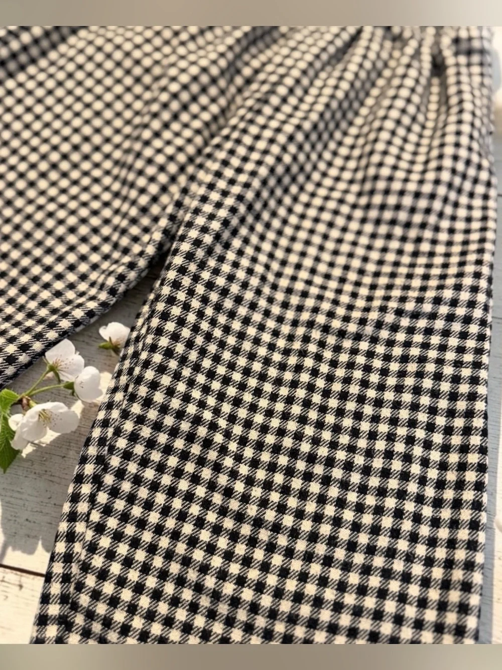 NEW!   Zara Black and Cream Gingham Elastic Waist Pants